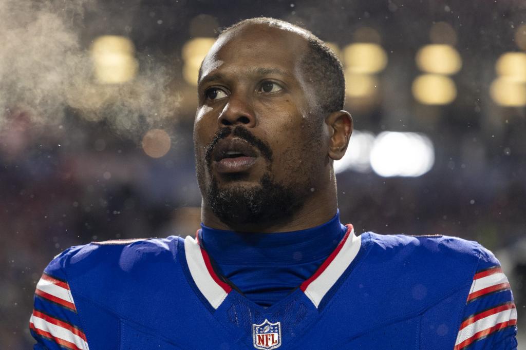 Bills cut Von Miller in salary cap cost-saving move