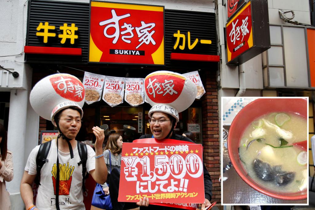 Japanese fast-food chain Sukiya temporarily closes due to rat, bug contamination