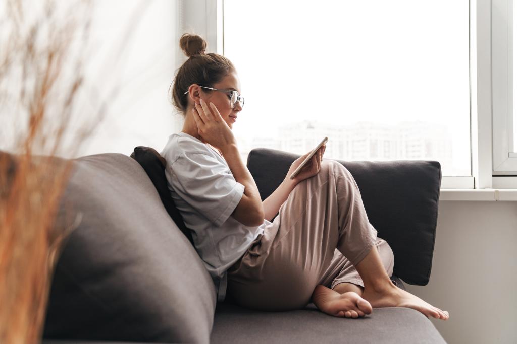 Relationship experts reveal why women are staying single, avoiding marriage: ‘Profound shift’