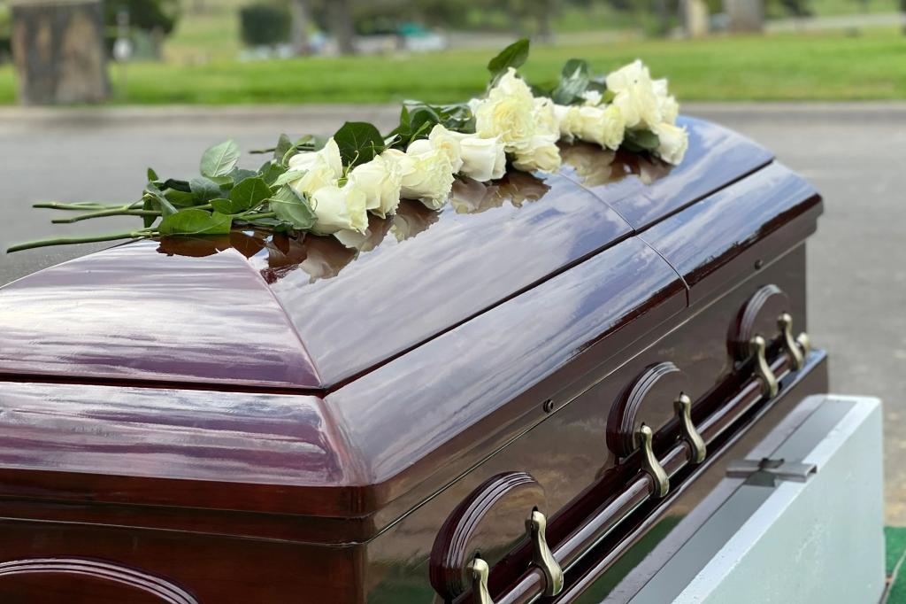 My first wife has been dead for years — I’m not sure I want to be buried together anymore