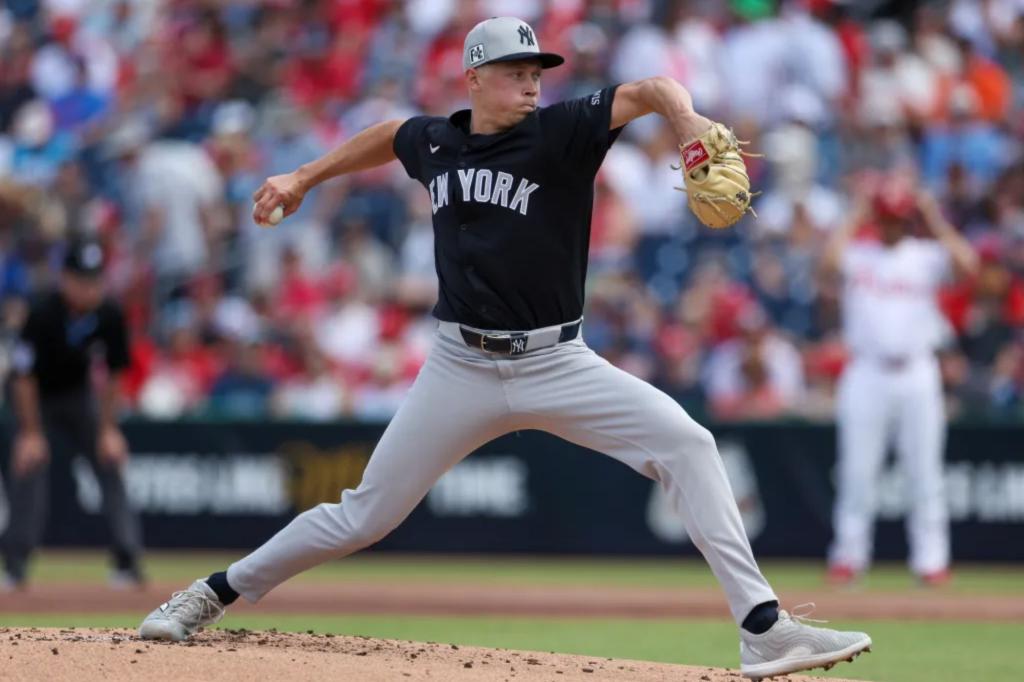 Yankees’ starting pitching injuries opens door for prospect Will Warren