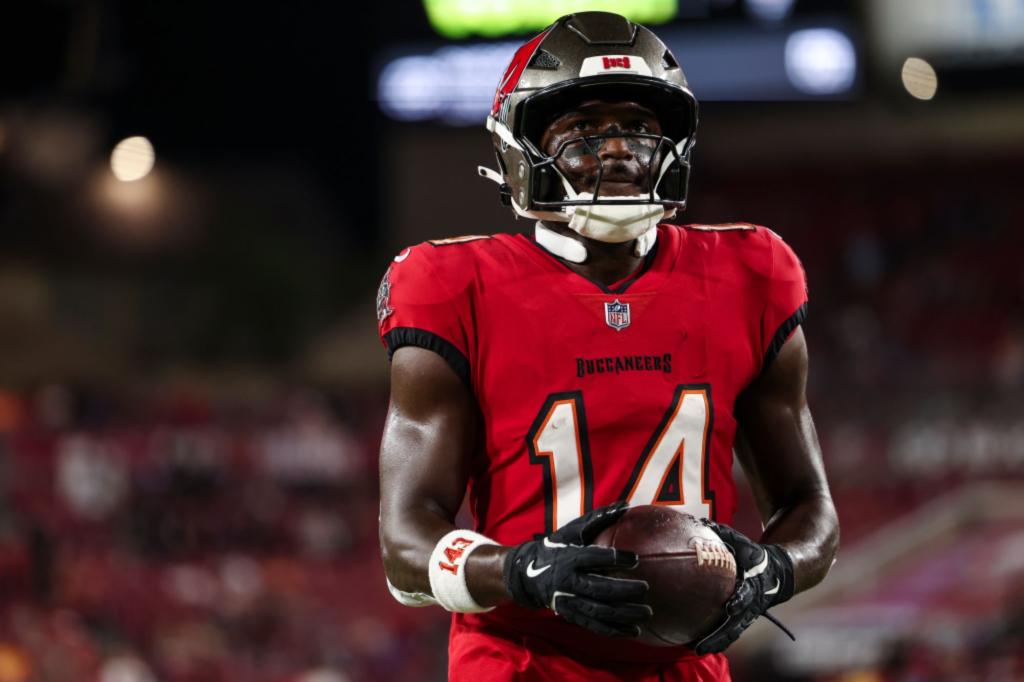 Chris Godwin returning to Buccaneers on huge  million after crushing injury