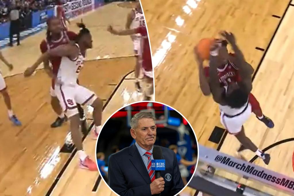 CBS analyst rips March Madness ref show after slew of fouls