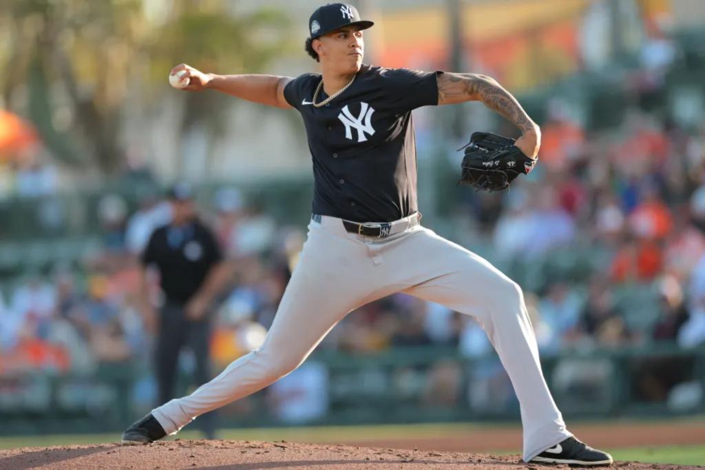 Yankees’ Carlos Lagrange hits 100 and 101 mph on radar gun