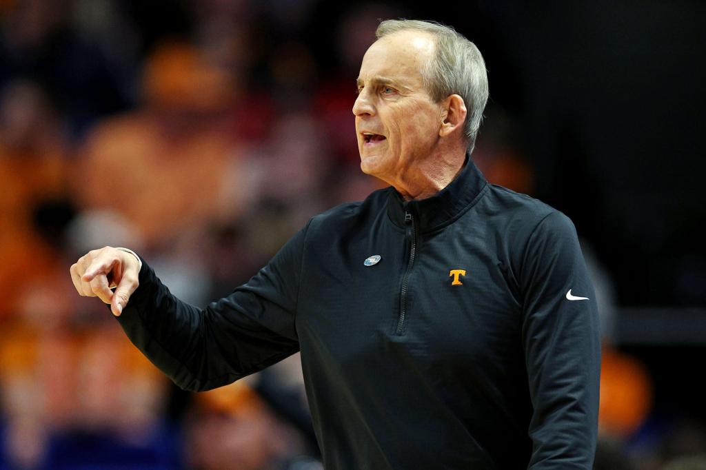 UCLA vs. Tennessee odds, prediction