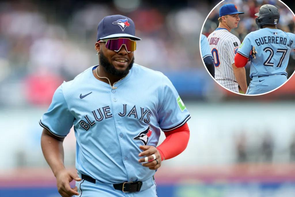 Mets fans cheer Vladimir Guerrero Jr. with potential free agency looming