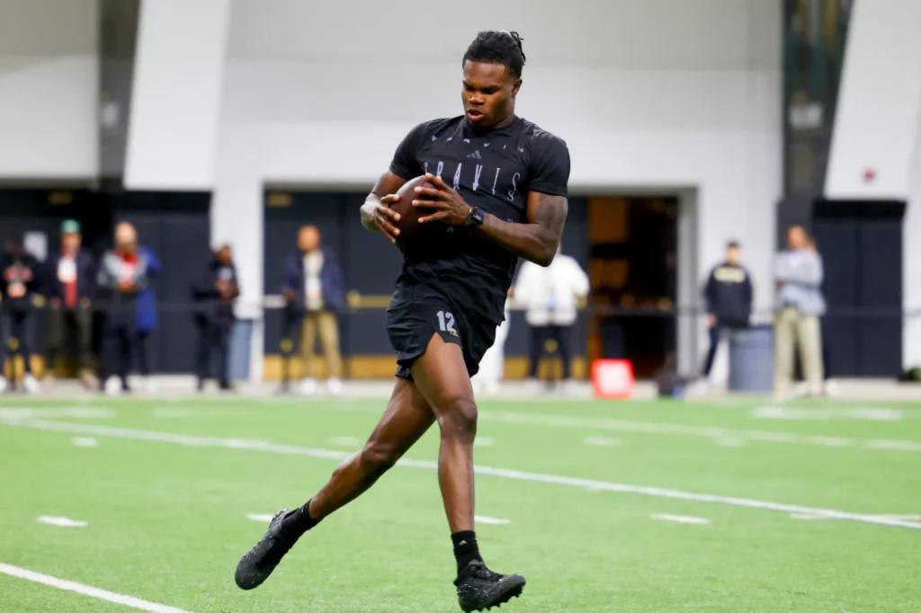 A Giants plan for Travis Hunter’s two-way game is far from decided