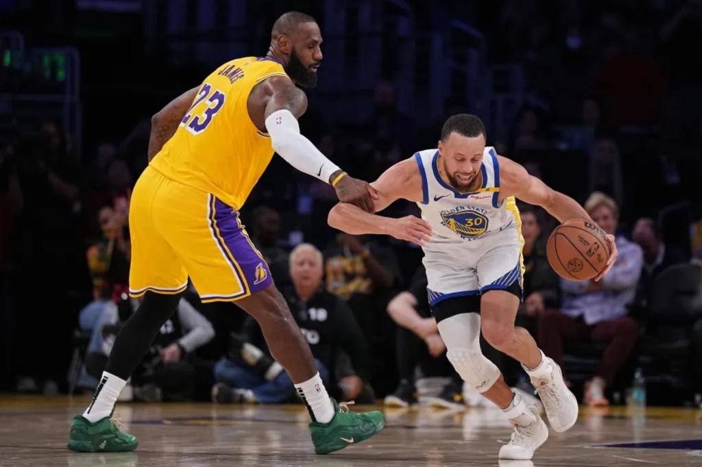 Stephen Curry propels Warriors past LeBron James’ Lakers