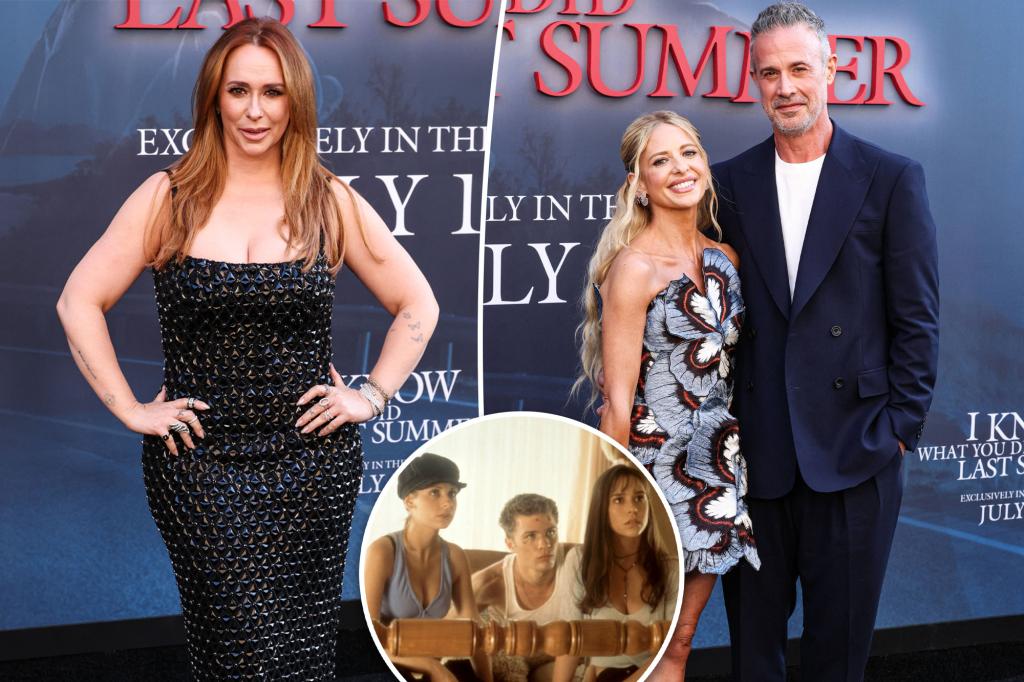 Iconic ’90s stars hit the ‘I Know What You Did Last Summer’ red carpet 28 years after original film